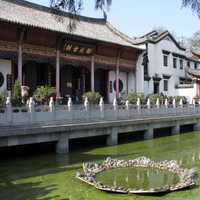 Guiyuan Temple with Pond