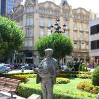 Cutler, a sculpture that pays tribute to this important sector in the history of the capital in Albacete, Spain