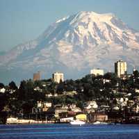 Tacoma with a view of Mount Rainier in Washington