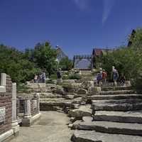 Fake walls and large rock steps at New Glarus Brewery