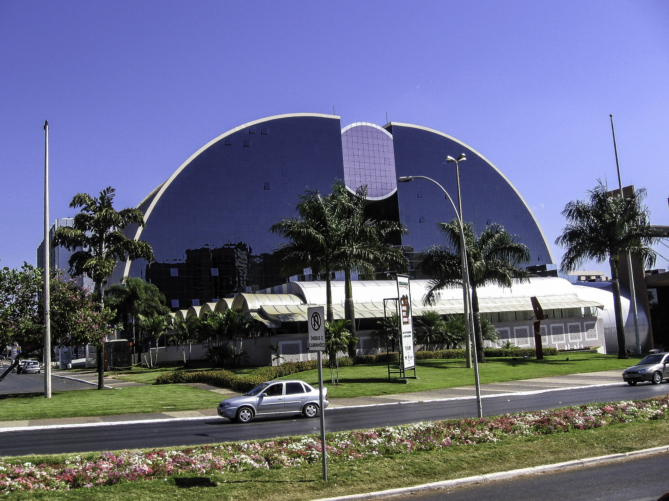 Shopping Center in Brasilia, Brazil image - Free stock photo - Public ...