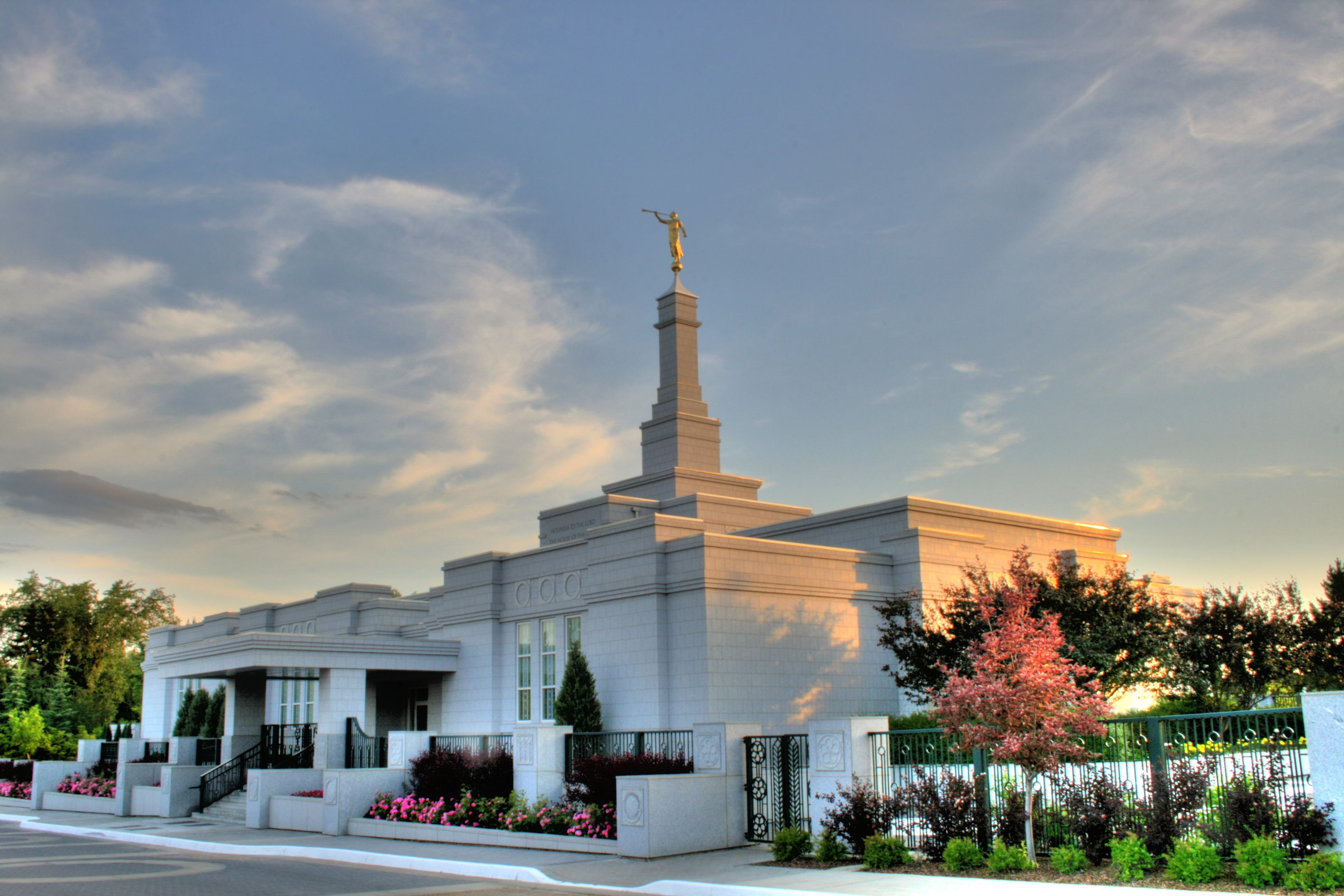 Edmonton Alberta Temple Of The Church Of Jesus Christ Of Latter Day Saints In Edmonton Image