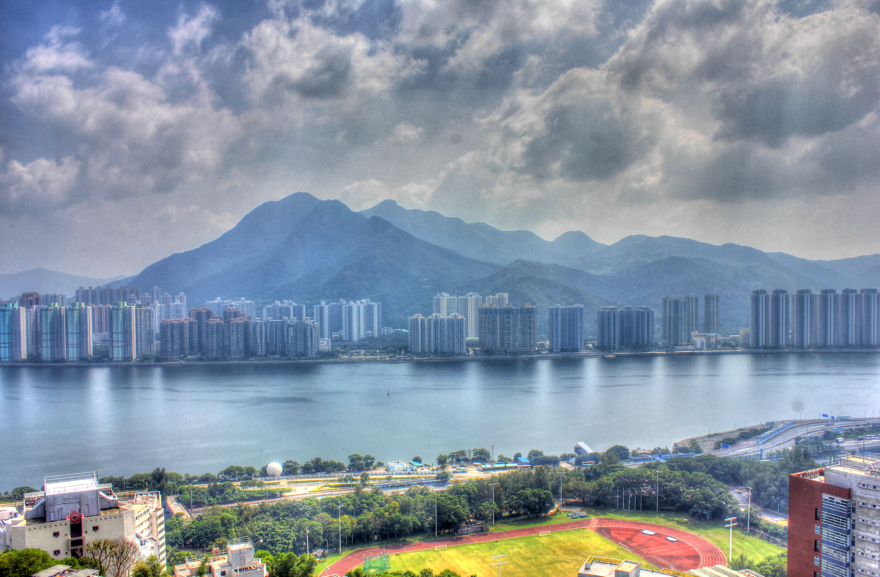 City with Mountains in the Background image - Free stock ...