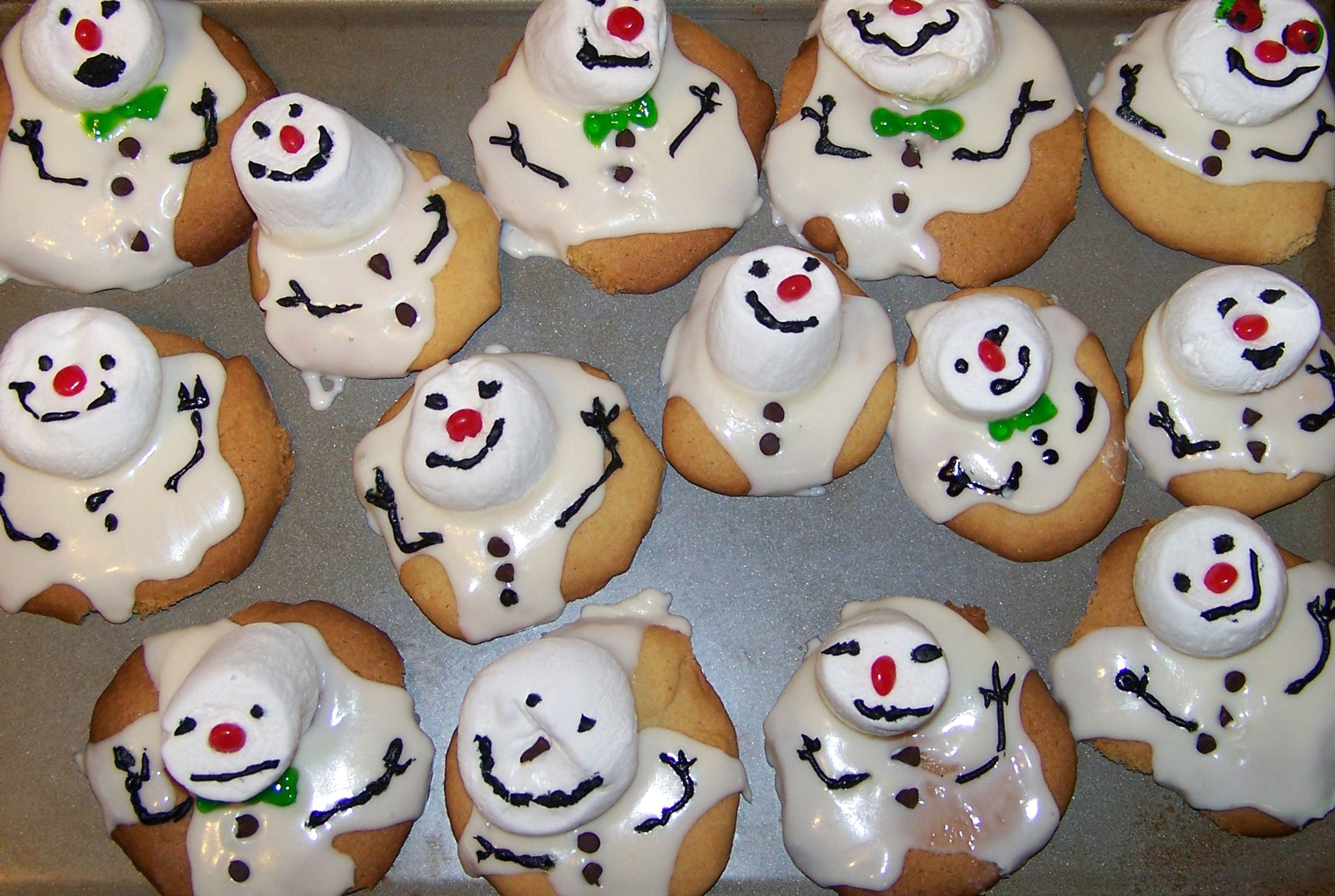 Snowman Holiday Cookies image - Free stock photo - Public Domain photo ...