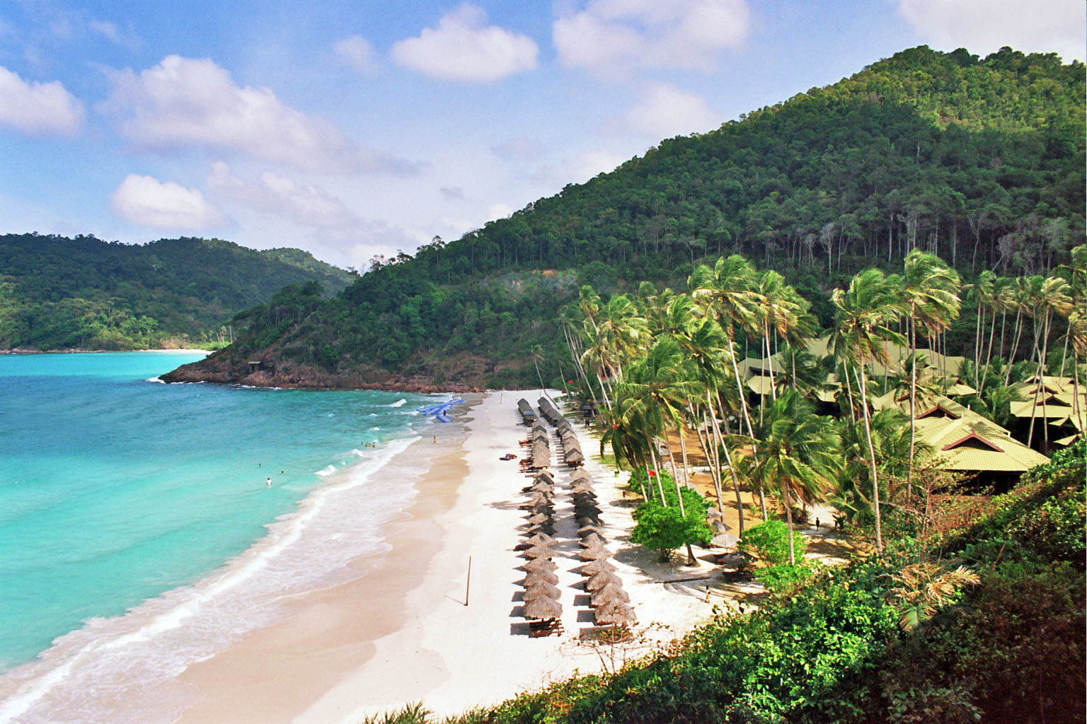 Beach Island at Resort in Malaysia image - Free stock ...