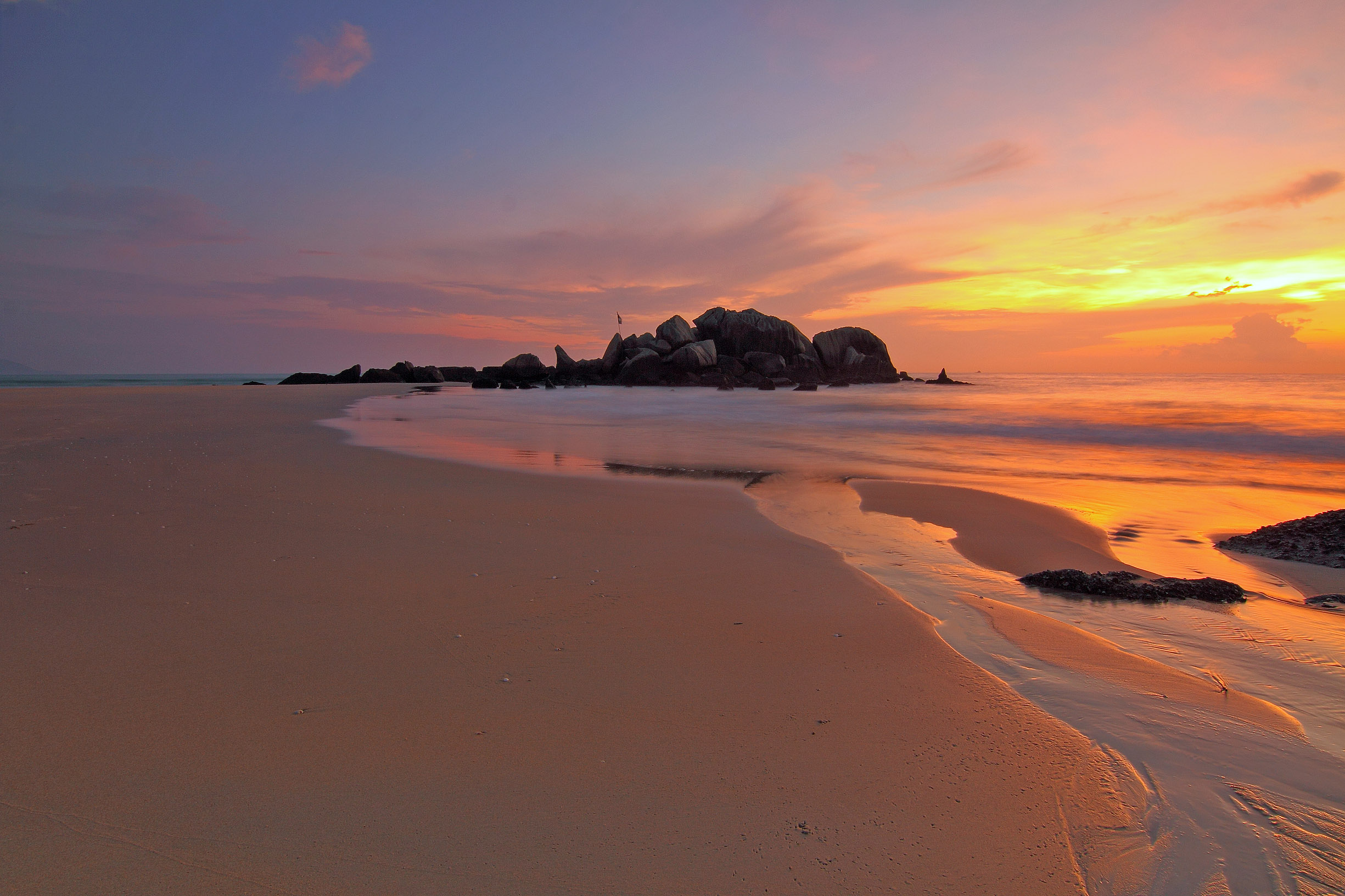 Sunset over the sandy beach image  Free stock photo  Public Domain photo  CC0 Images