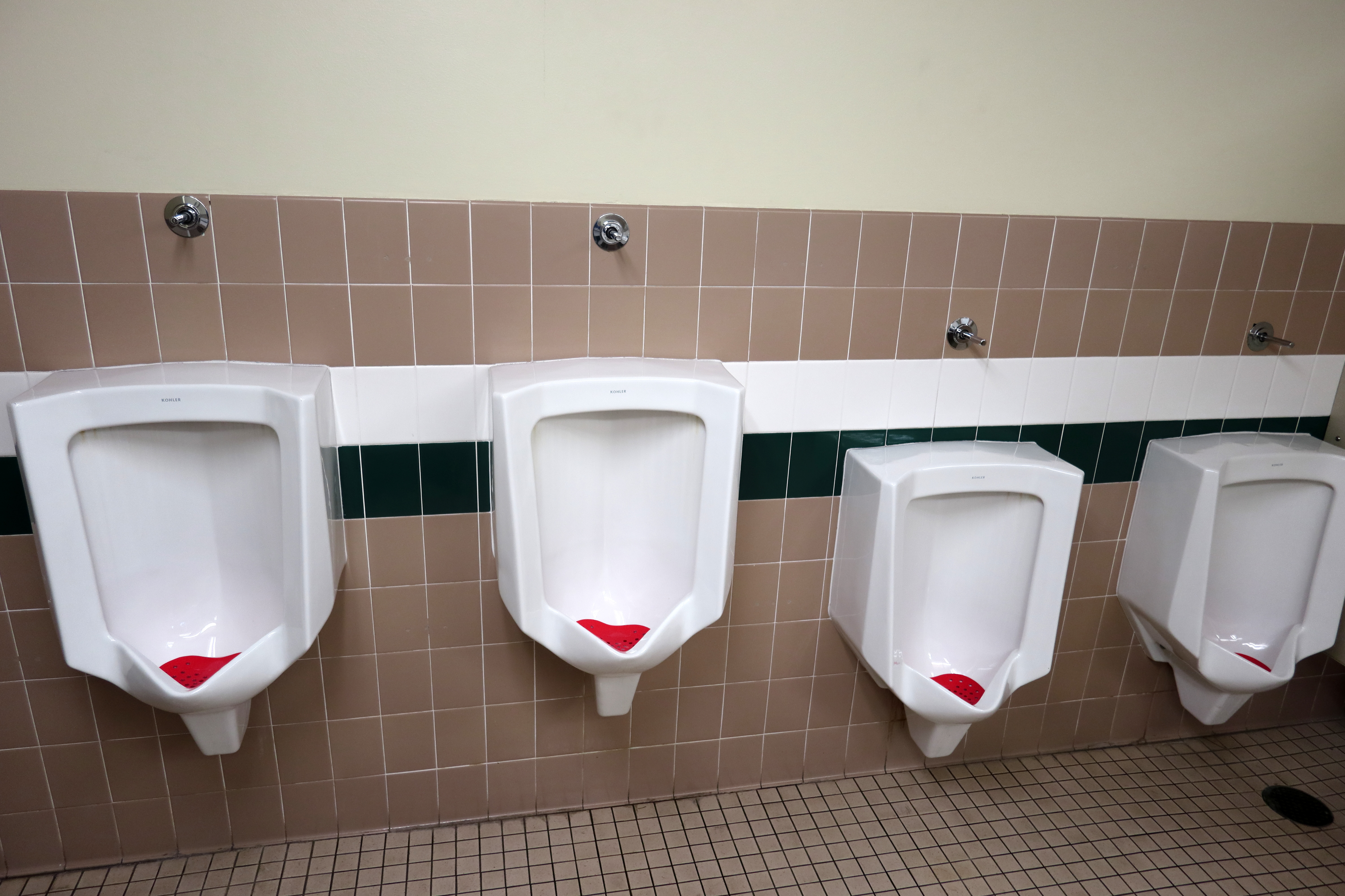 Bathroom Stalls in men's bathroom image - Free stock photo - Public Domain  photo - CC0 Images