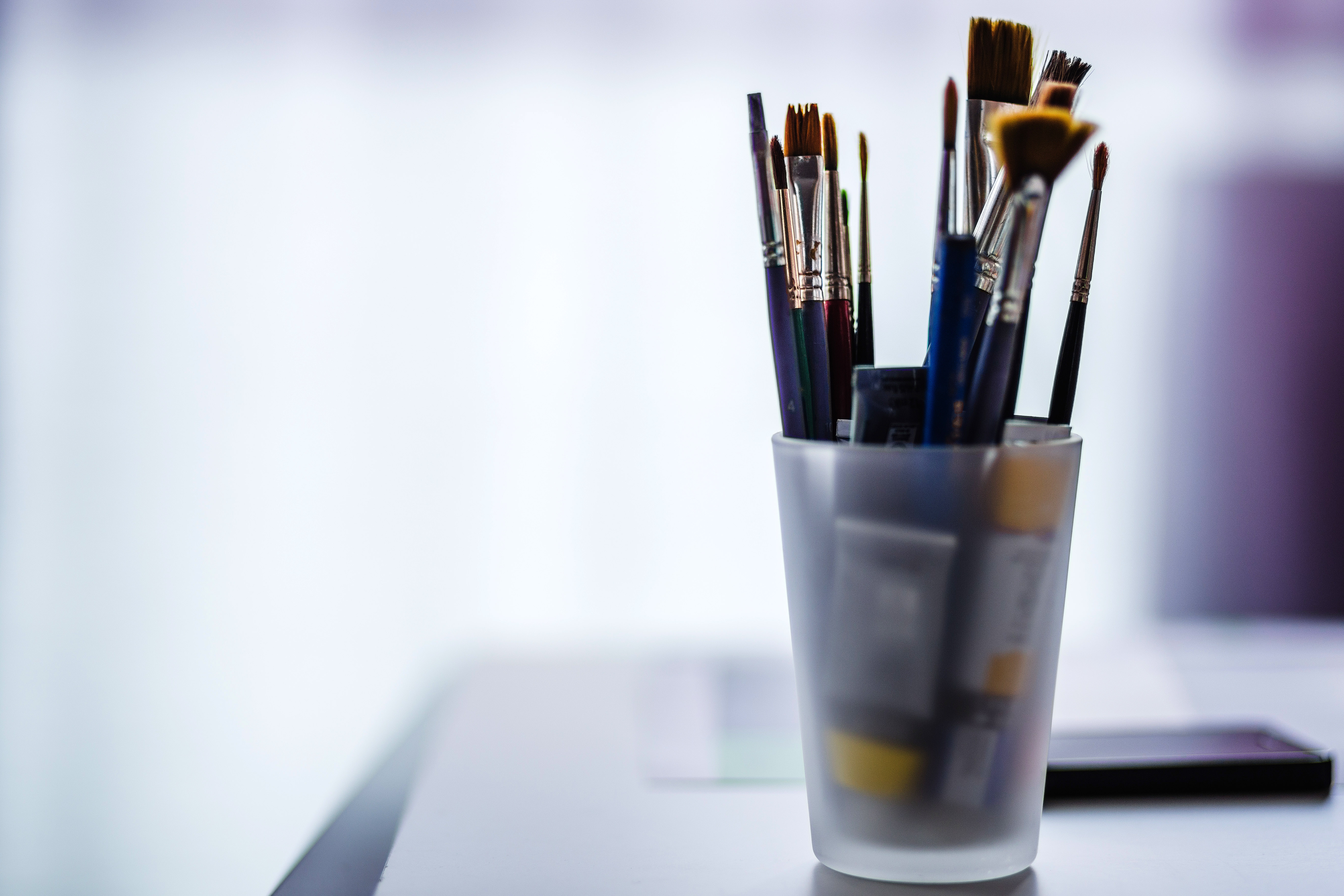 Paint Brushes in a cup image - Free stock photo - Public Domain