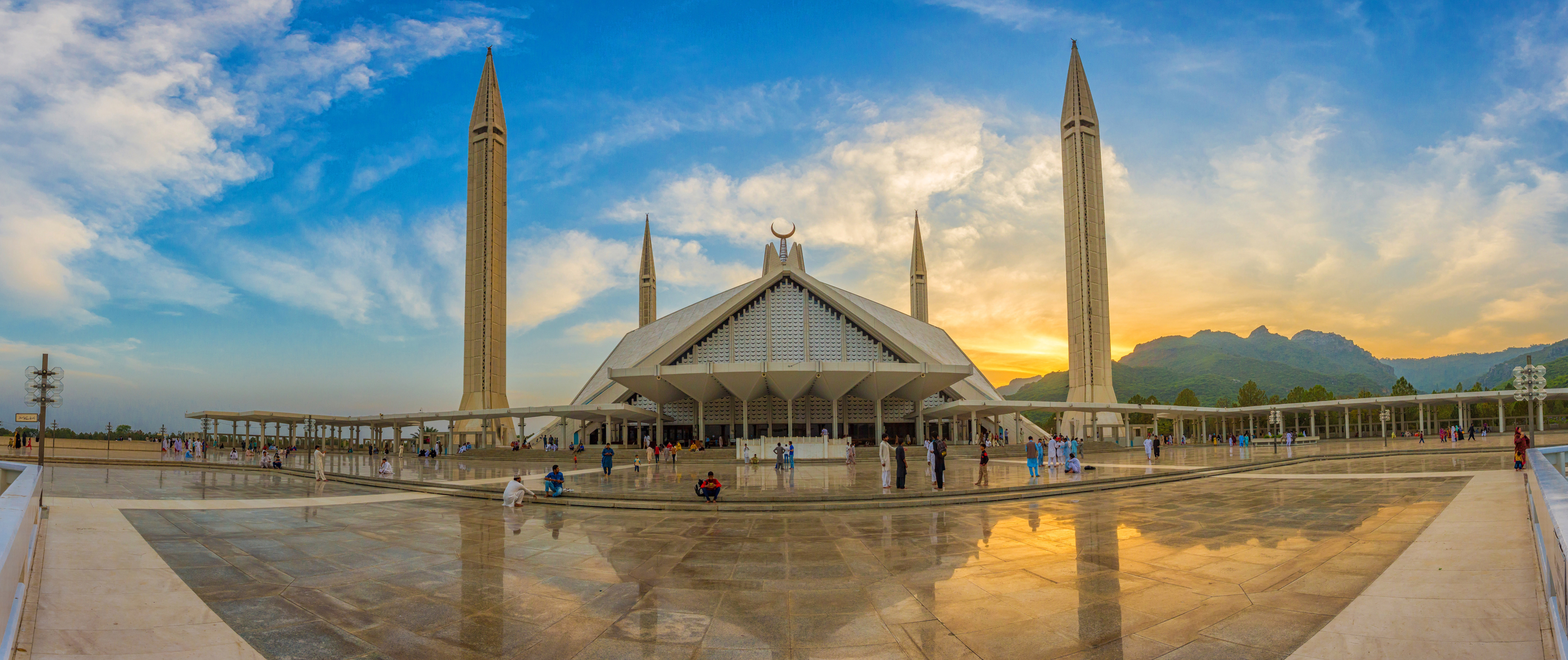 Shah Faisal Masjid In Islamabad Pakistan Under The Sky Image Free 