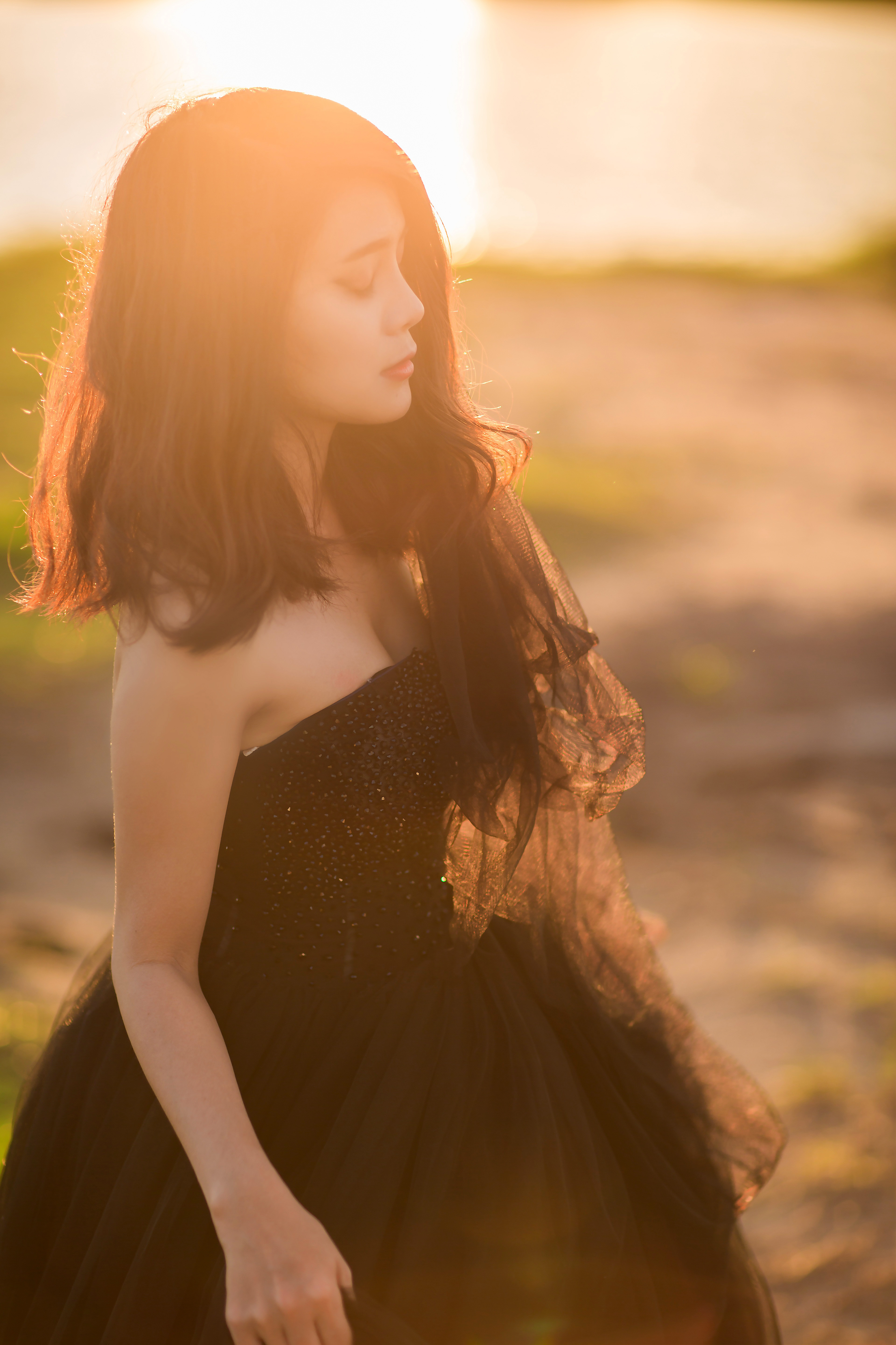 beautiful girl black dress
