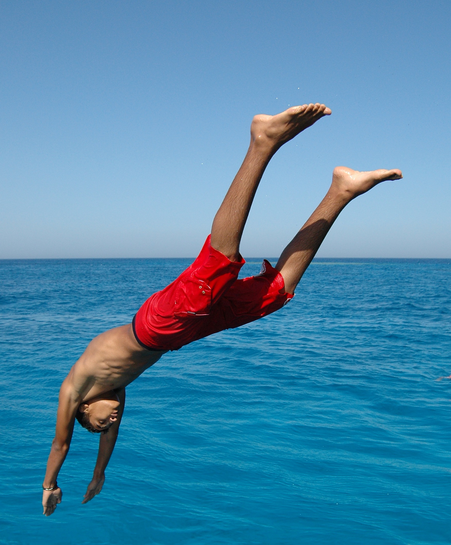 boy-diving-into-the-water image - Free stock photo - Public Domain