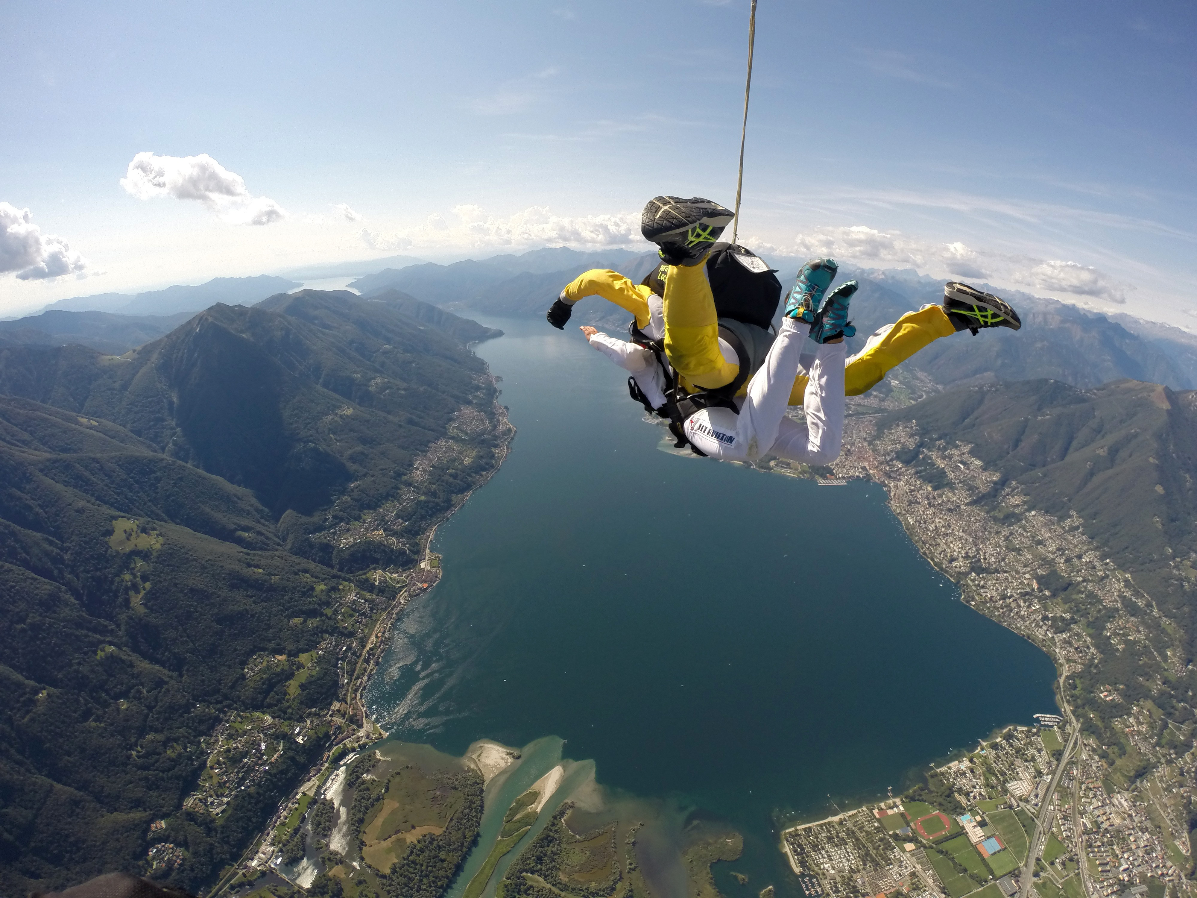 Skydiving Vs Falling Away From A Skydiving Plane 2