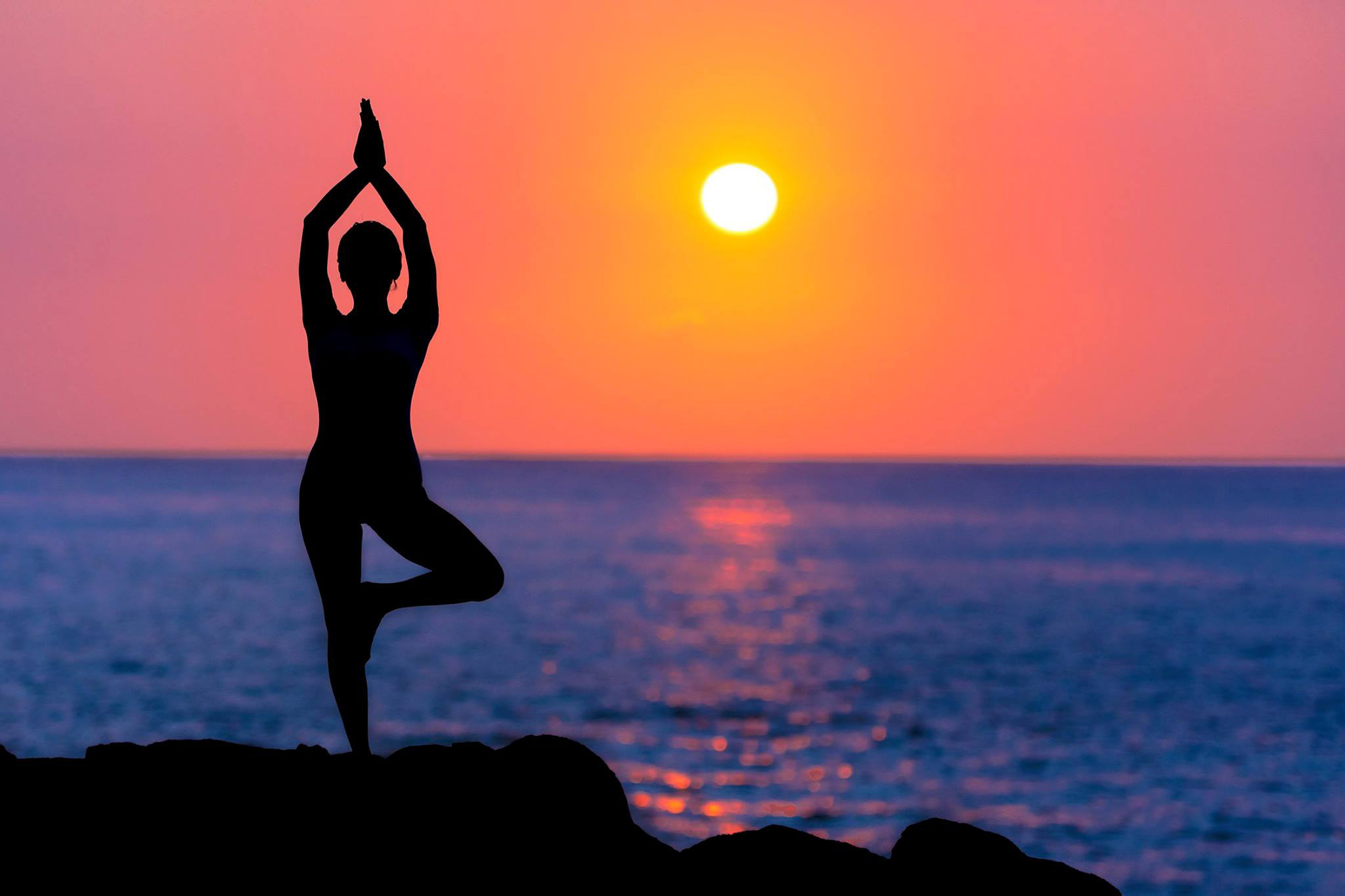 https://www.goodfreephotos.com/albums/people/woman-doing-yoga-at-sunset.jpg