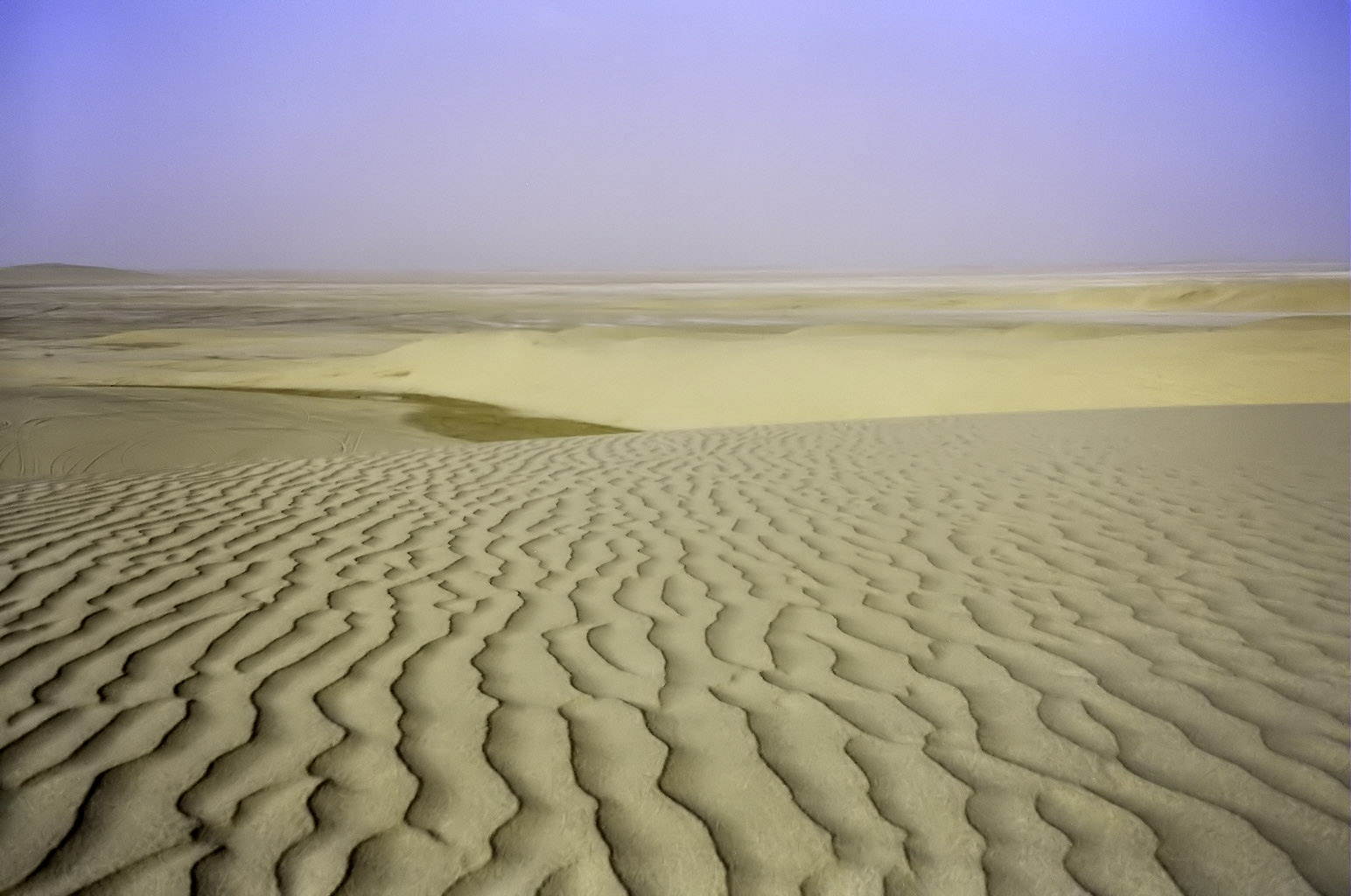 Desert Landscape in Qatar image - Free stock photo - Public Domain