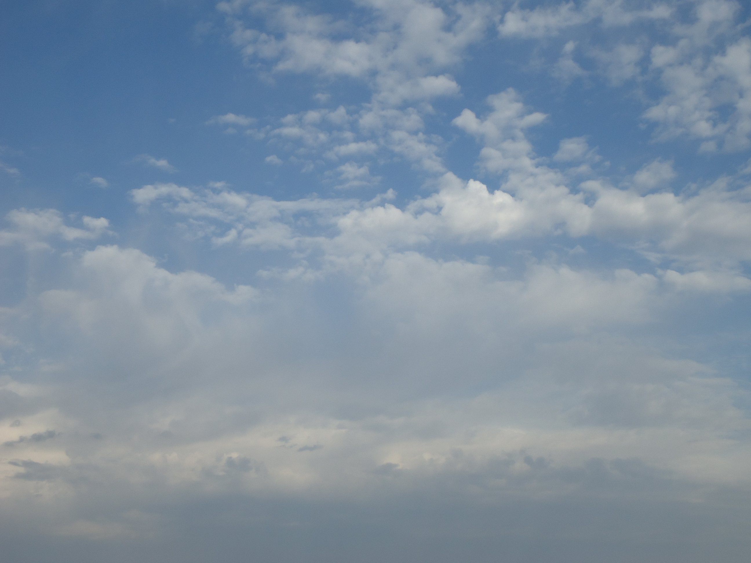 Cloud patterns in partly cloudy sky image - Free stock photo - Public ...