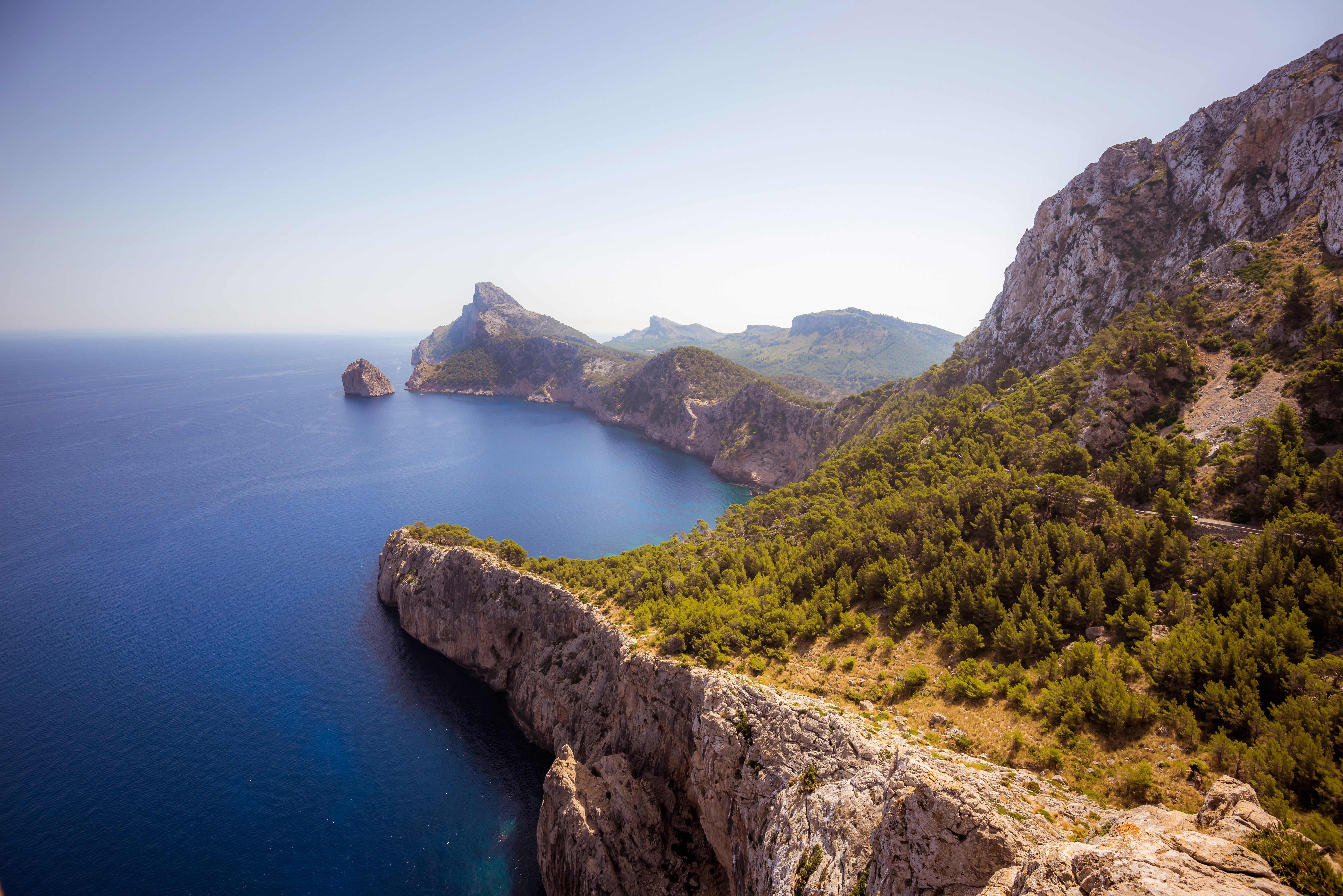 горы камни берег море загрузить