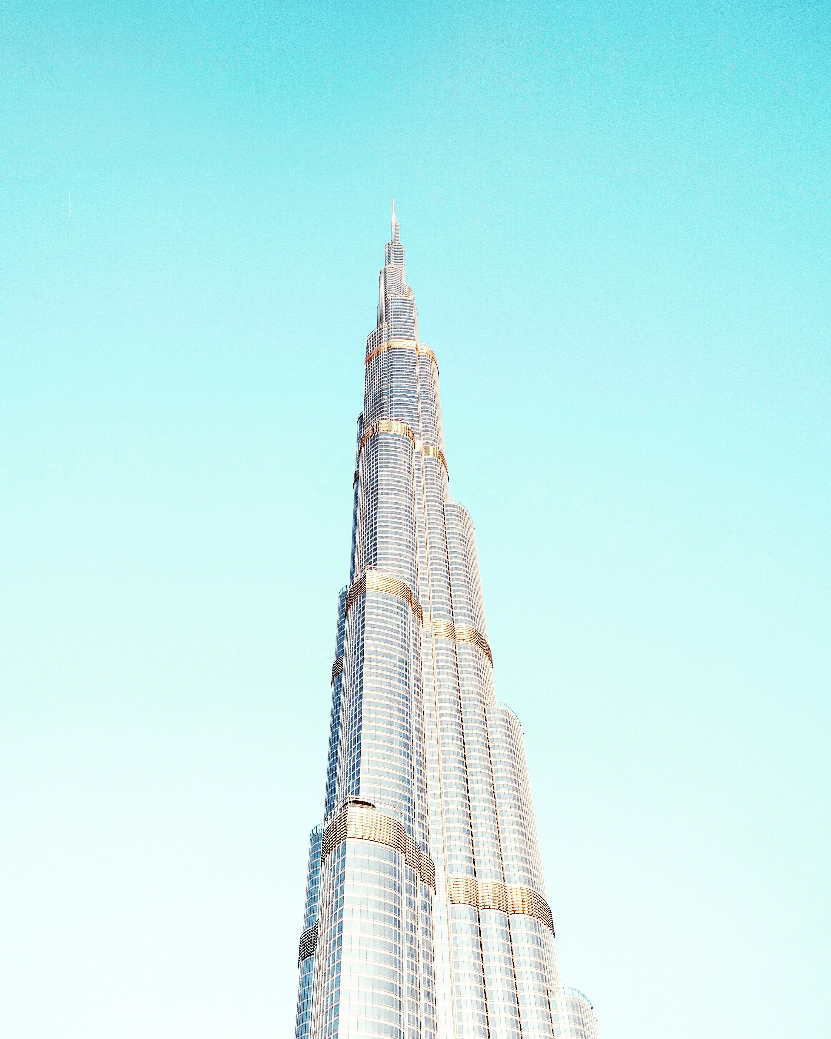 Подъем на бурдж халифа. Башня Бурдж Халифа. Башня в ОАЭ Бурдж Халифа. Дубай шпиль Бурдж-Халифа. Небоскрёб в Дубае Бурдж.