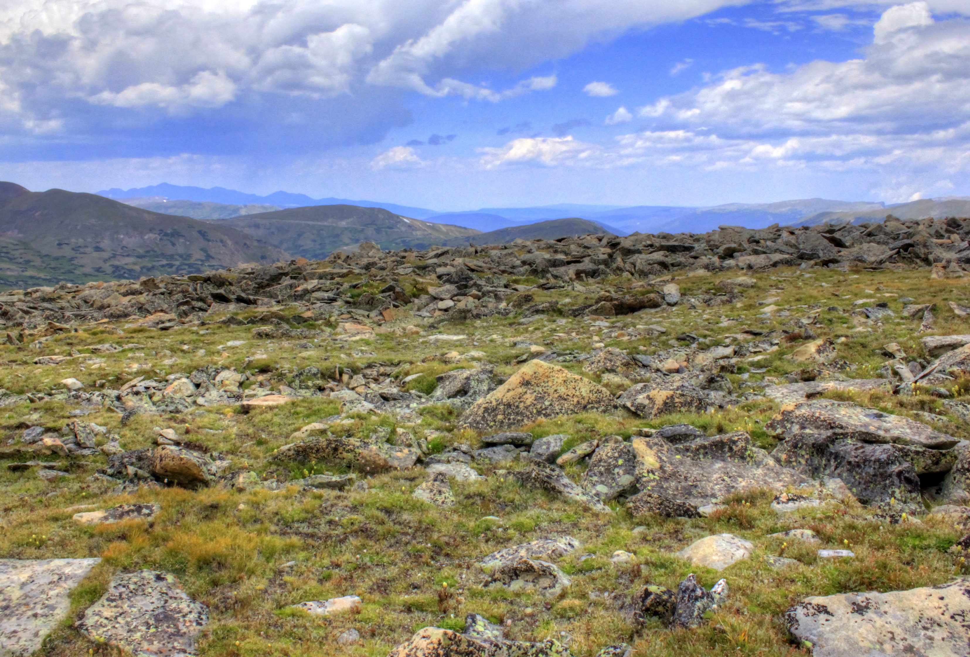 Tundra Landscape at the Summit at Rocky Mountains National ...