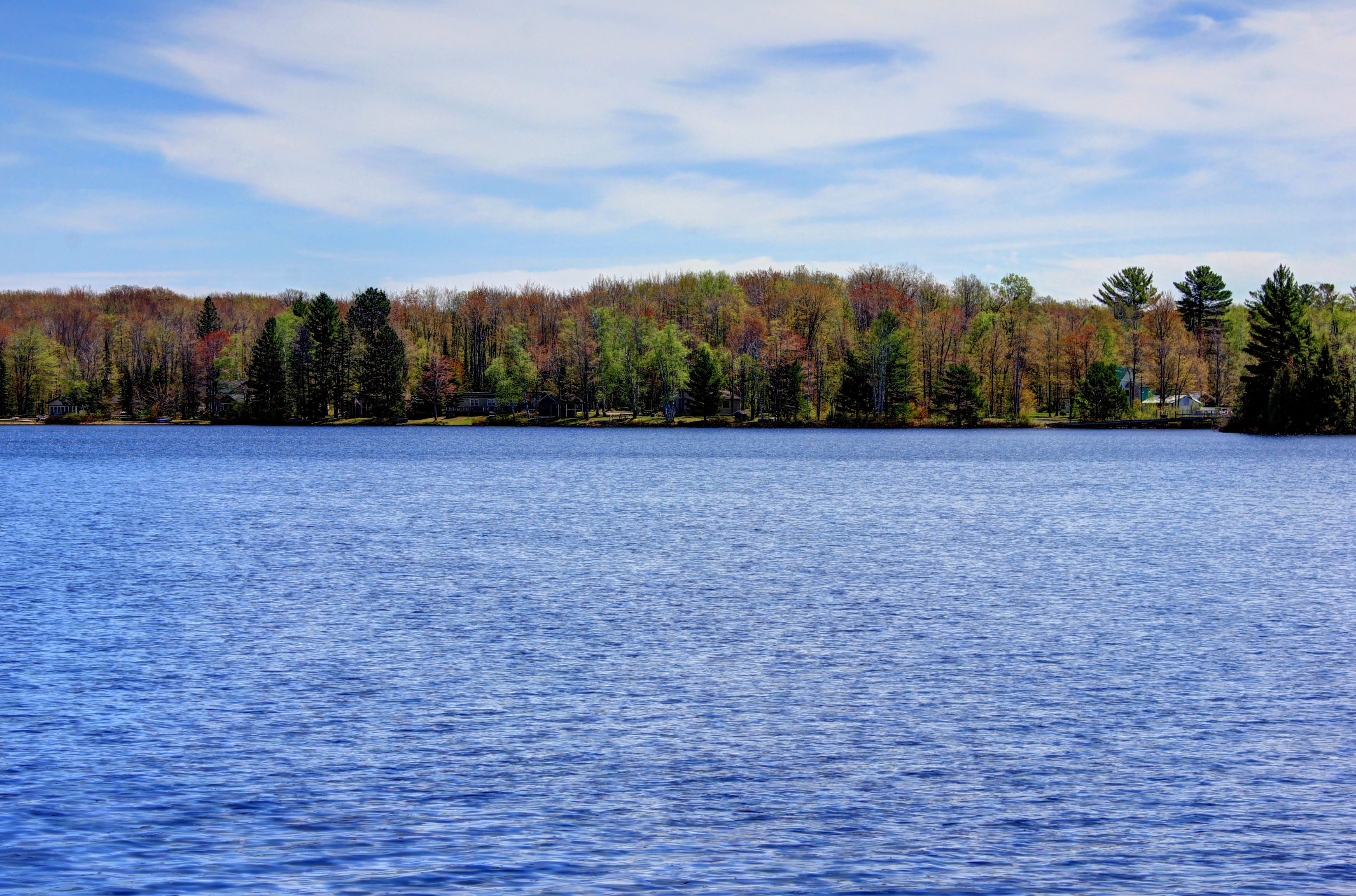 Озеро три сестры. Озеро трех сестер. Миним (озеро). Kreidesee озеро. Озеро Близнецы Тверская область.