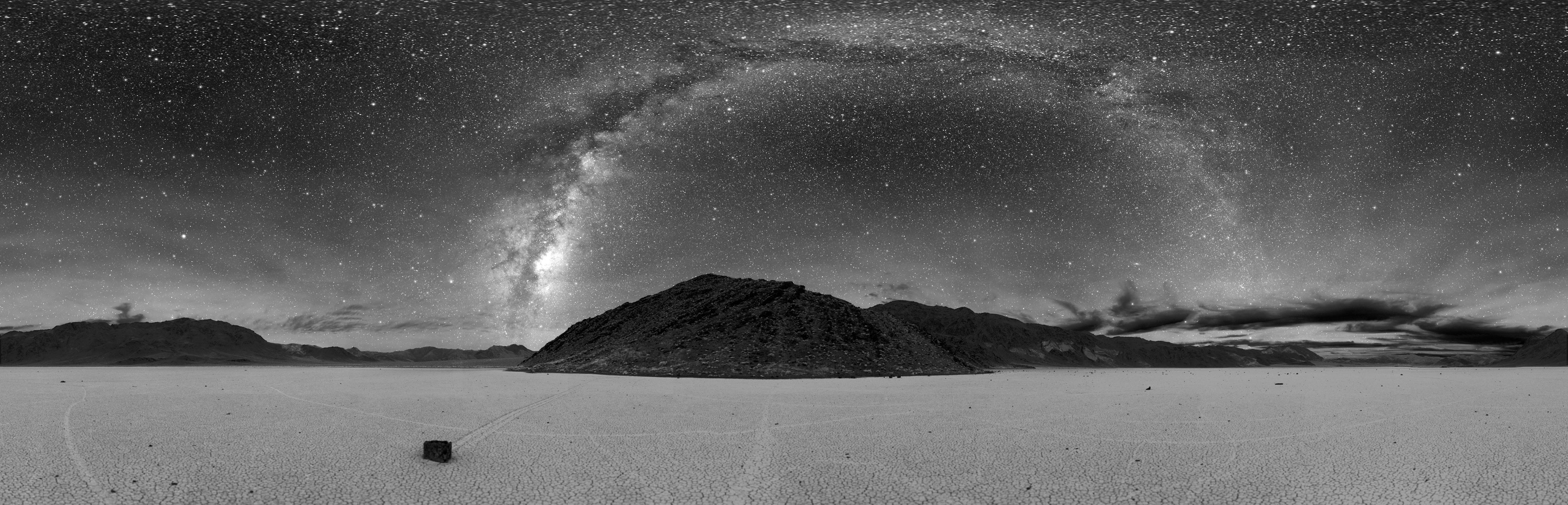 360-degree-astrophotography-view-of-racetrack-playa-death-valley-national-park-nevada.jpg