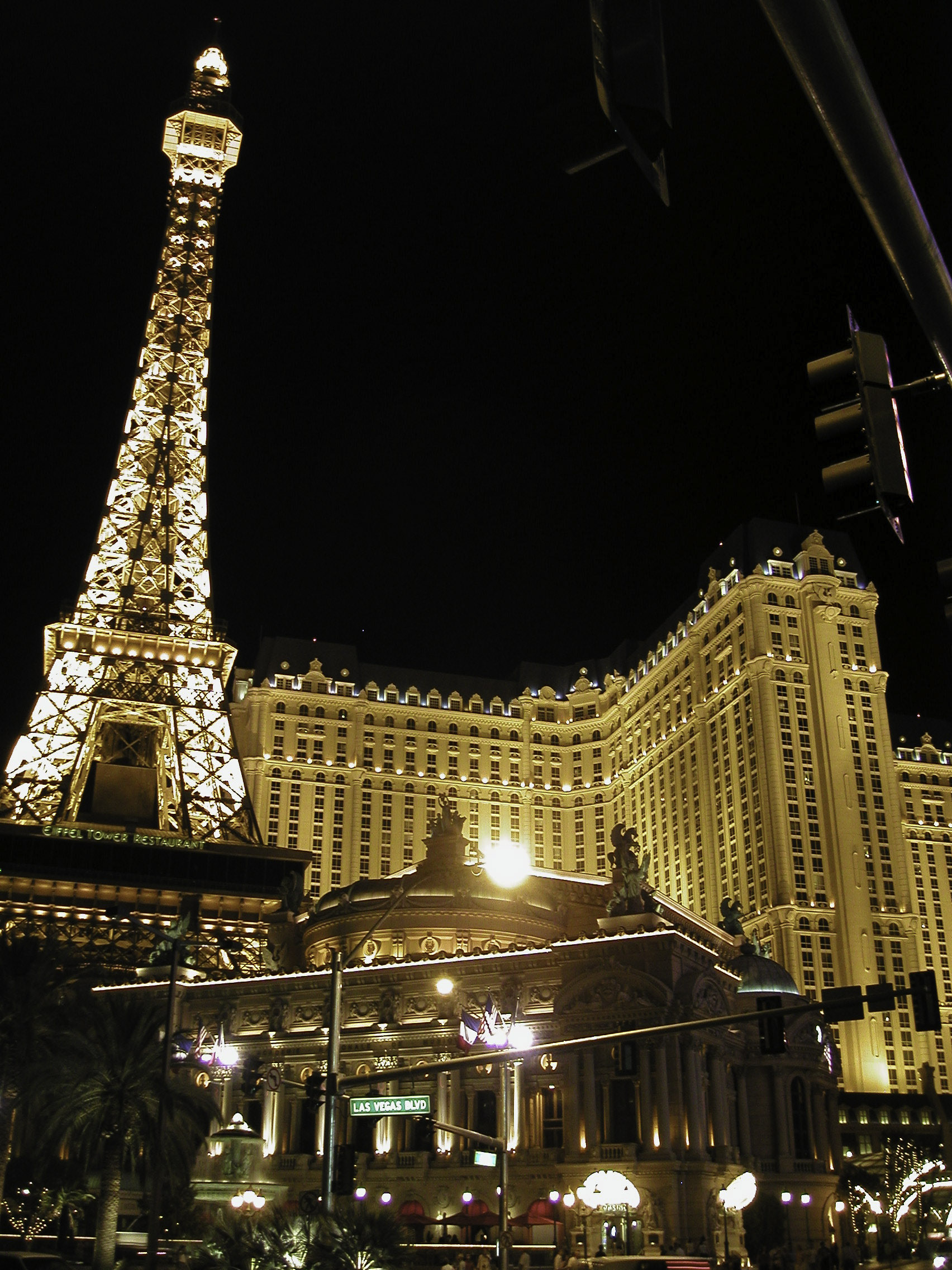 Hotel Paris Lighted Up at Night in Las Vegas, Nevada image - Free stock ...