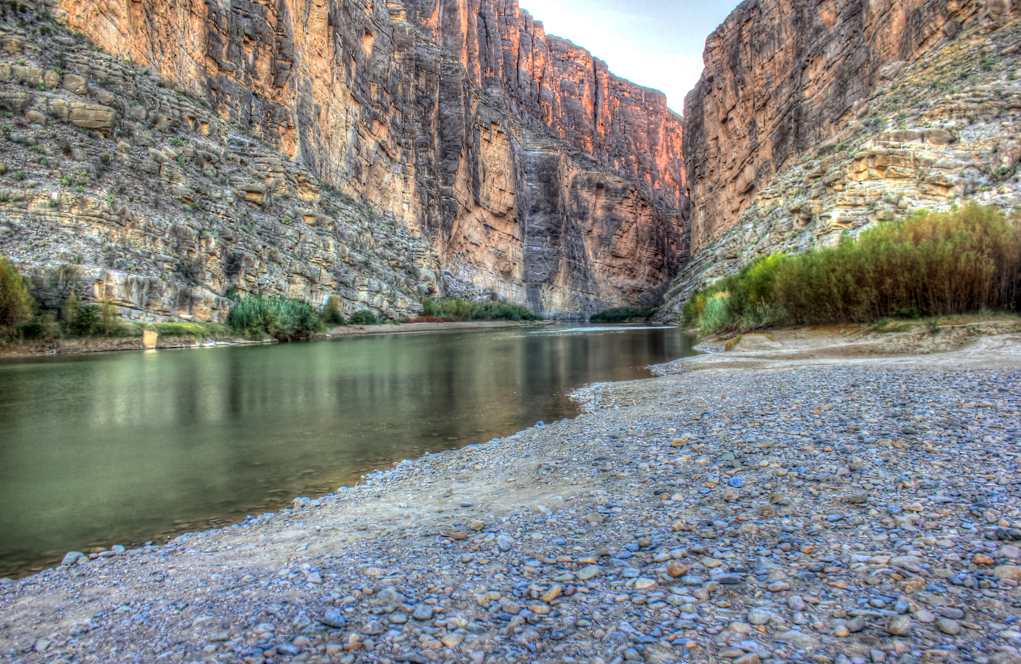 Flowing into the Canyon