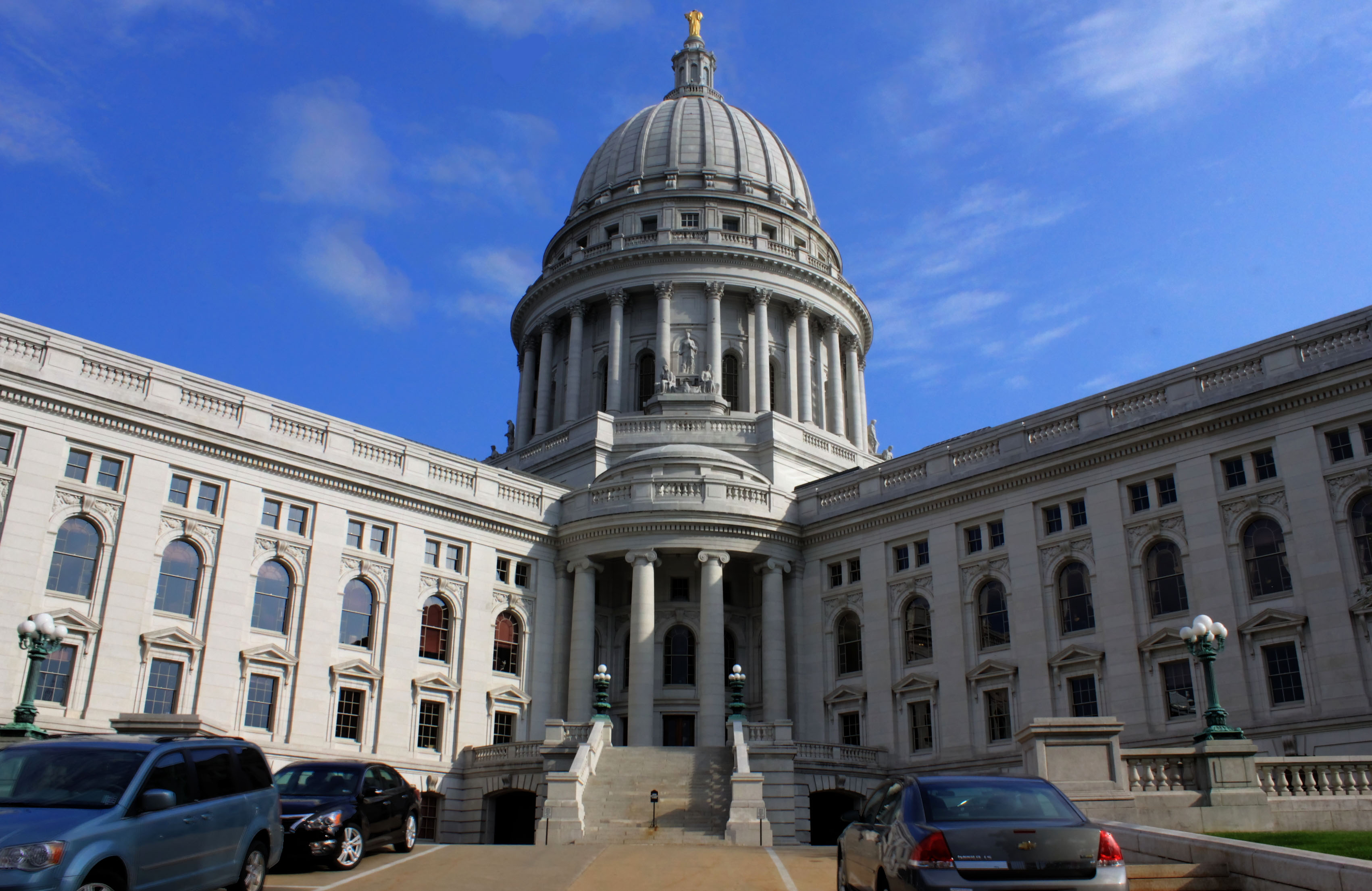 visit madison capitol building