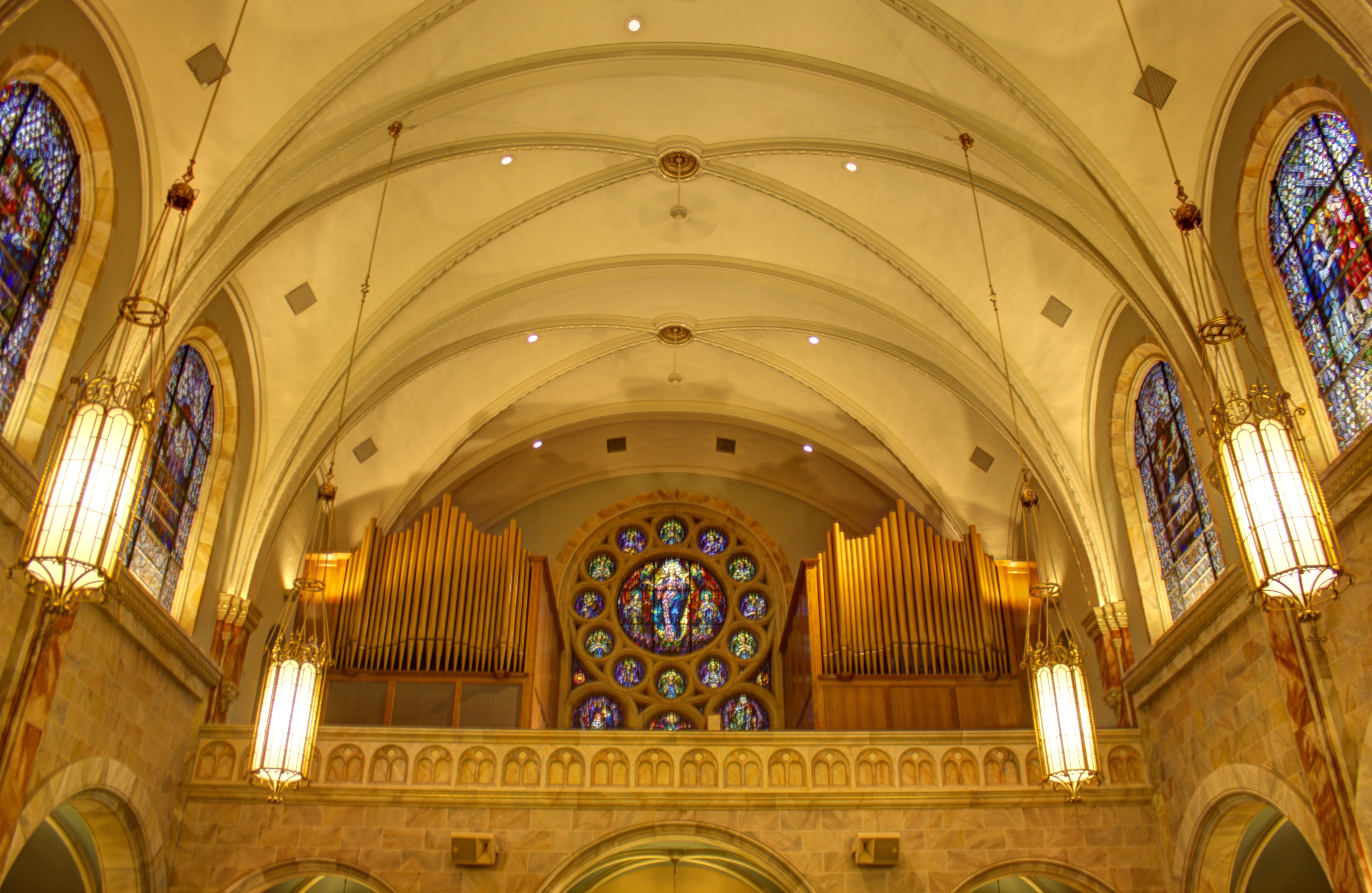 Another look inside the Basilica at Holy Hill, Wisconsin image - Free