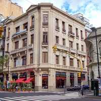 Café Iberia en Av. de Mayo in Buenos Aires, Argentina