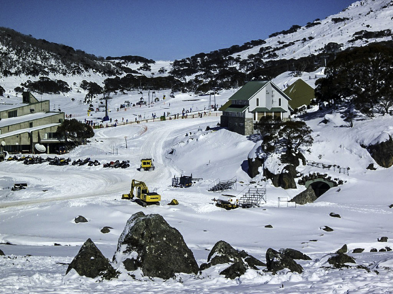 https://www.goodfreephotos.com/cache/australia/new-south-wales/other/perisher-valley-snow-fields-new-south-wales-australia_800.jpg?cached=1522527217