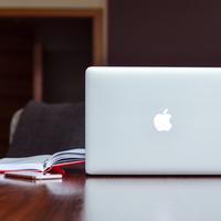 Apple Macbook notebook