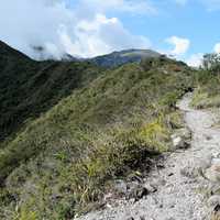 Path up to Crater Lake