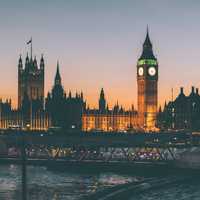 Big Ben tower lighted up at night