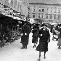 Shoppers in Szeged in Hungary