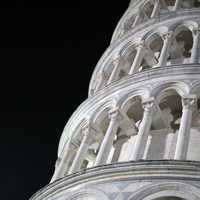 Side of the leaning tower of Pisa