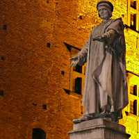 Statue of Francesco Datini in front of the Palazzo Pretorio in Prato, Italy