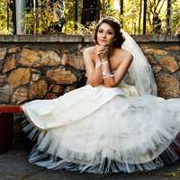 beautiful-bride-with-white-wedding-dress