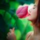 beautiful-women-smelling-rose
