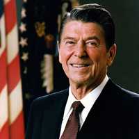 ronald-reagan-portrait-photo