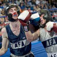 two-people-boxing