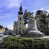Clopotul libertății din Piața Traian in Timisoara, Romania