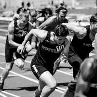 People running a race