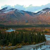 Landscape and fall foilage along the Chilikadrotna River