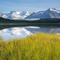 Landscape of mountains and lake in the Donoho Basin