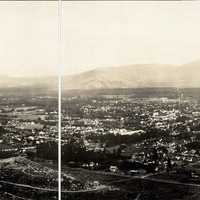 A panorama of Riverside, California, taken from the summit of Mount Rubidoux in 1908