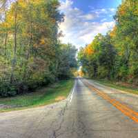 The road at Apple River Canyon State Park, Illinois