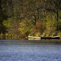 Lakeshore landscape with trees in Le Aqua Na State Park