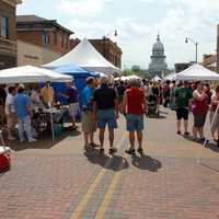 Street market in Springfield, Illinois