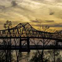 Bridge at dusk over the mouth of the Mississippi in Baton Rouge, Louisiana