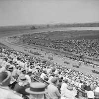 Board track racing at Laurel, July 11, 1925 in Maryland